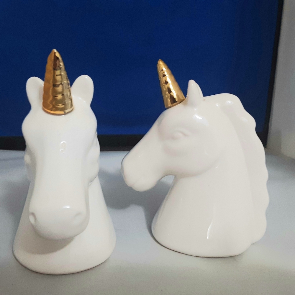 Unicorn salt and pepper shakers